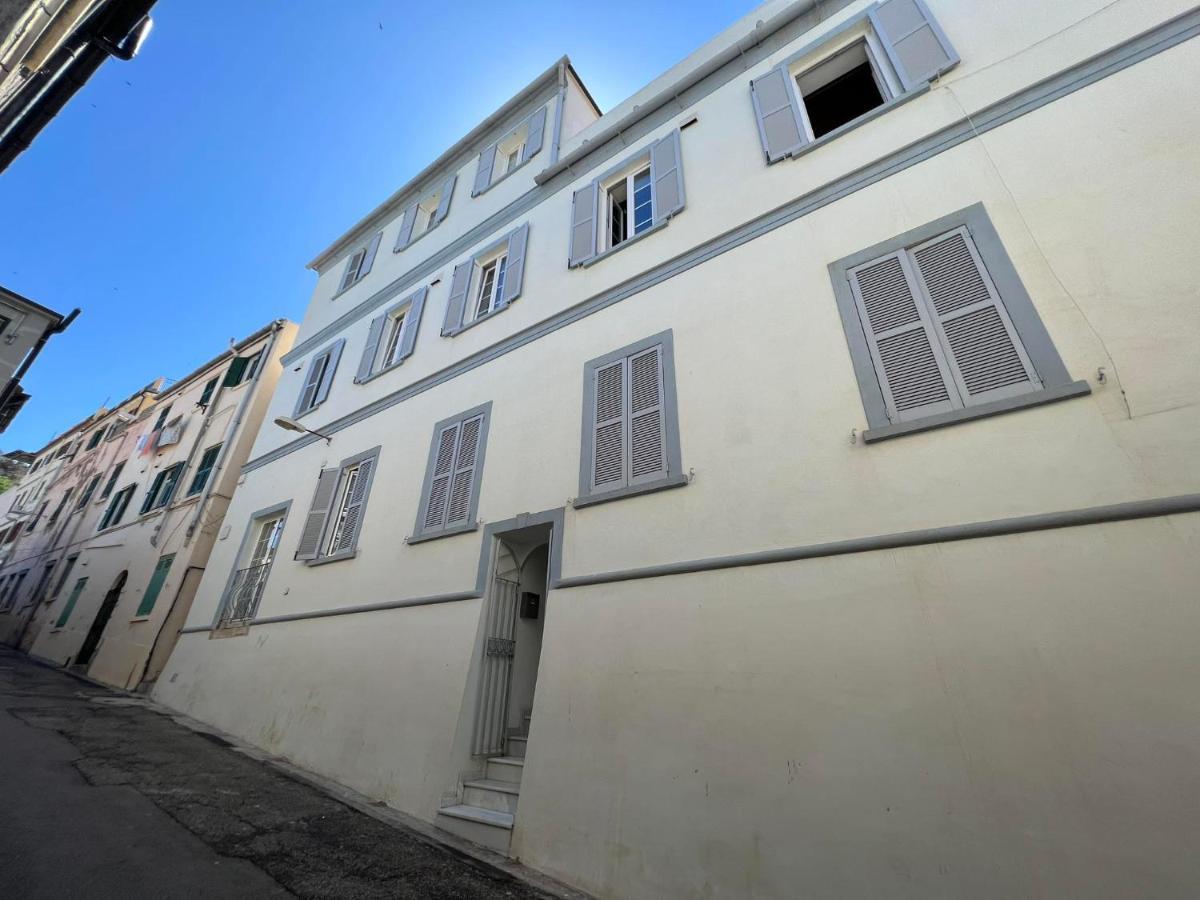 Apartamento Quirky 1Br Just Off Main Street Prime Location Gibraltar Exterior foto
